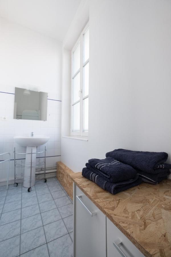 St Cyr Logement Lumineux Dans Coeur De Ville & Wifi Boulogne-sur-Mer Exterior photo